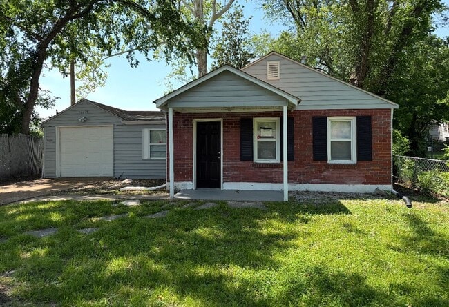 Amazing 3 Bedroom 1 Bathroom Home - Amazing 3 Bedroom 1 Bathroom Home
