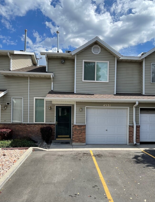 Building Photo - 4521 S Bella Verde Ct