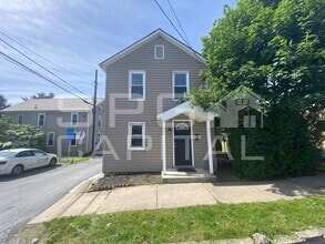 Building Photo - 138 E South St