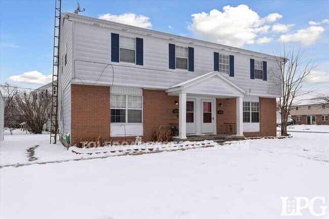 Foto del edificio - 28776 Starbright Blvd