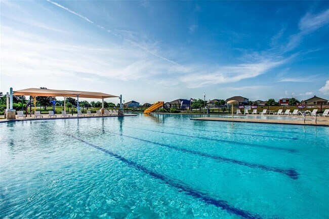 Foto del edificio - 1412 Red River Dr