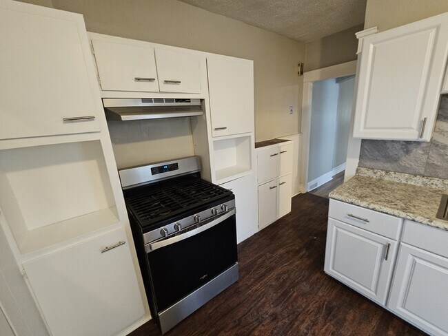 Foto del edificio - 4211 Spokane Ave