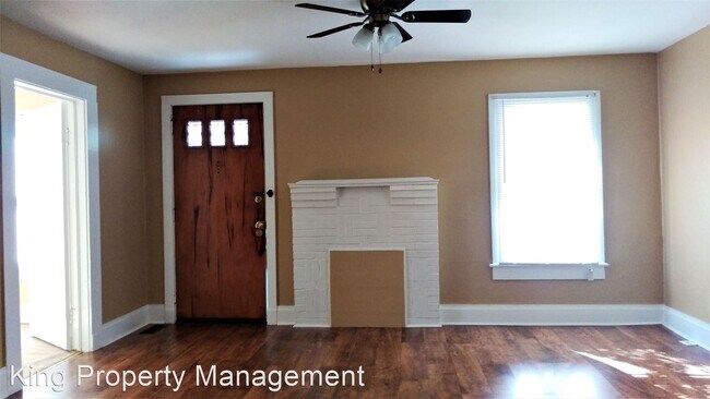 Foto del edificio - 2 br, 1 bath House - 4501 Saks Road