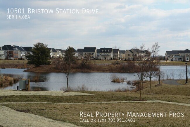 Building Photo - Qualify For a Zero Deposit/Convenient to VRE