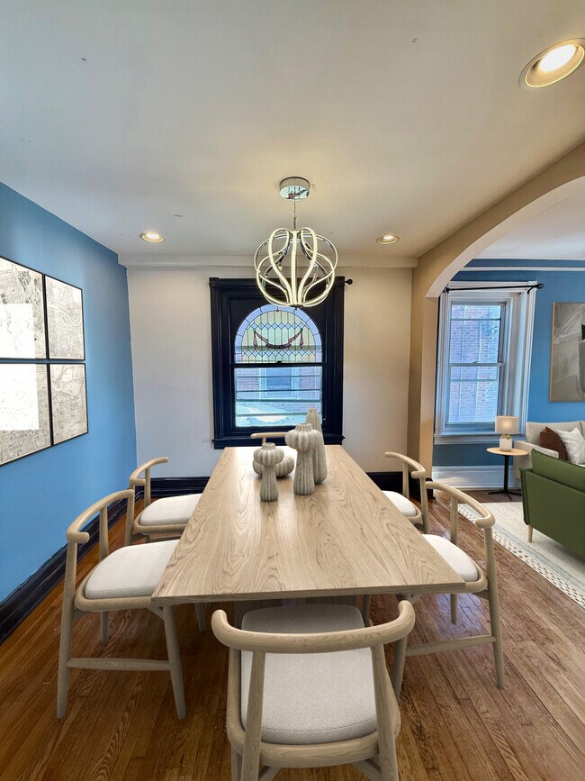 Foto del edificio - 1115 W Main St