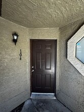 Building Photo - 5044 S Rainbow Blvd