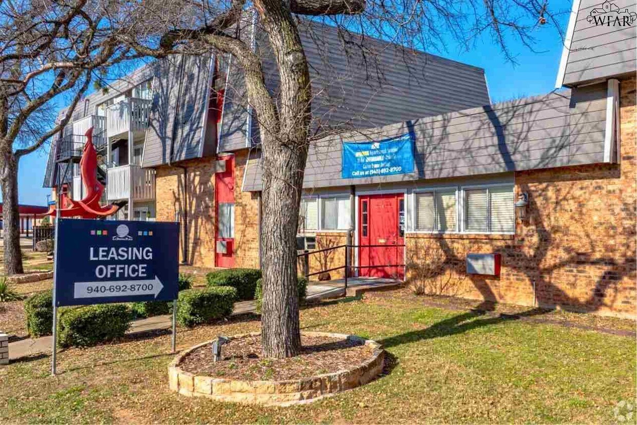 Foto principal - 2612 Southwest Pkwy