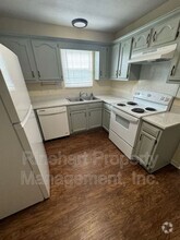 Building Photo - 1038 Park Meadow Dr