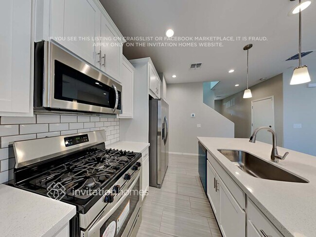 Foto del edificio - 10814 W Taylor St