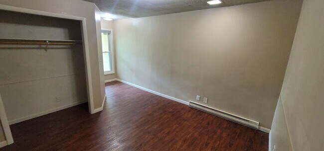 Foto del edificio - Duluth MN 5-bedroom - 2-bath - single fami...