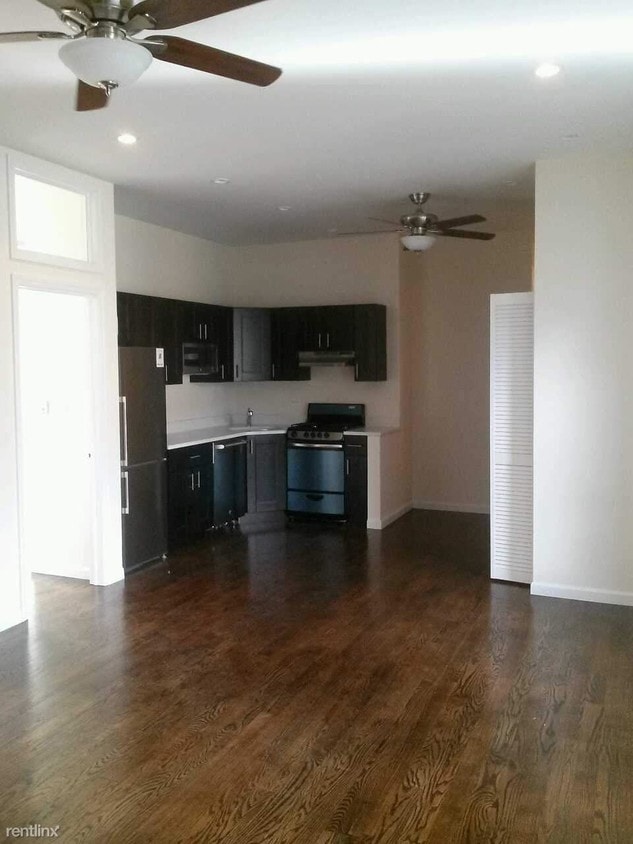 Primary Photo - 34-15 37th Ave
