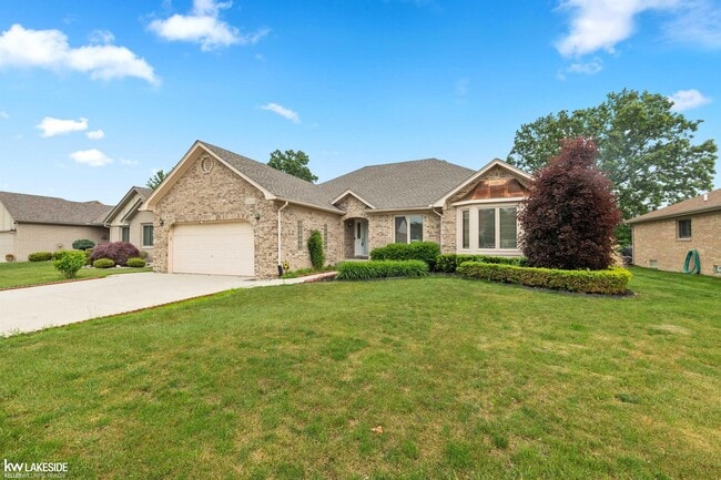 Building Photo - 53638 Springhill Meadows Dr