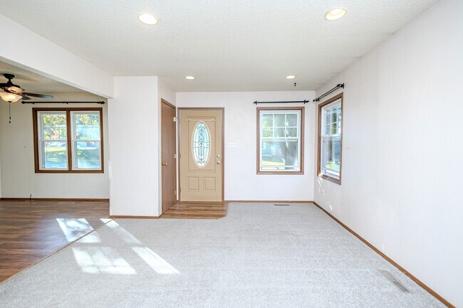 Foto del edificio - 507 4th St NW