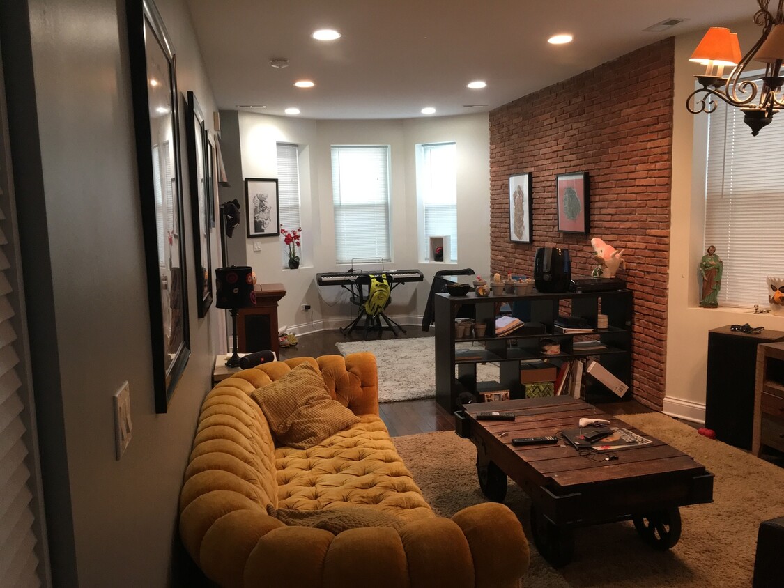 Foto principal - 3044 N Hamilton Ave
