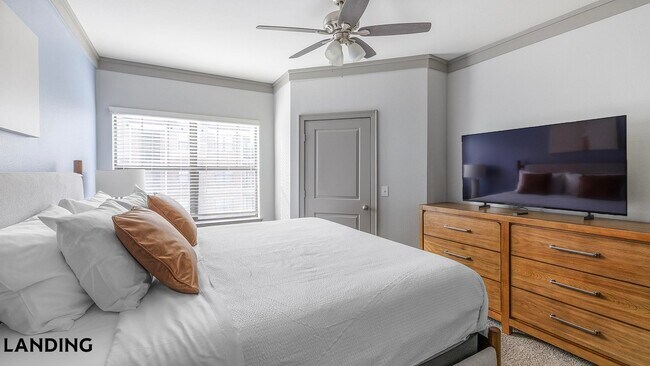 Foto del edificio - 4689 Mustang Pkwy