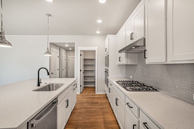 Foto del edificio - 5720 Slate River Pl