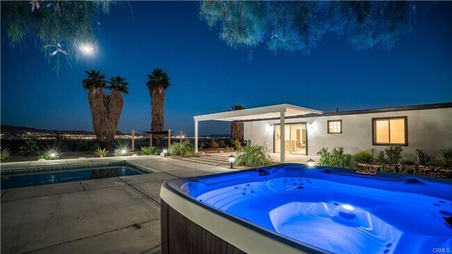Building Photo - Pool Estate for Lease
