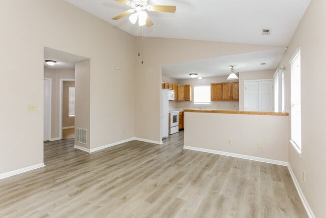 Building Photo - 8144 Amarillo Dr