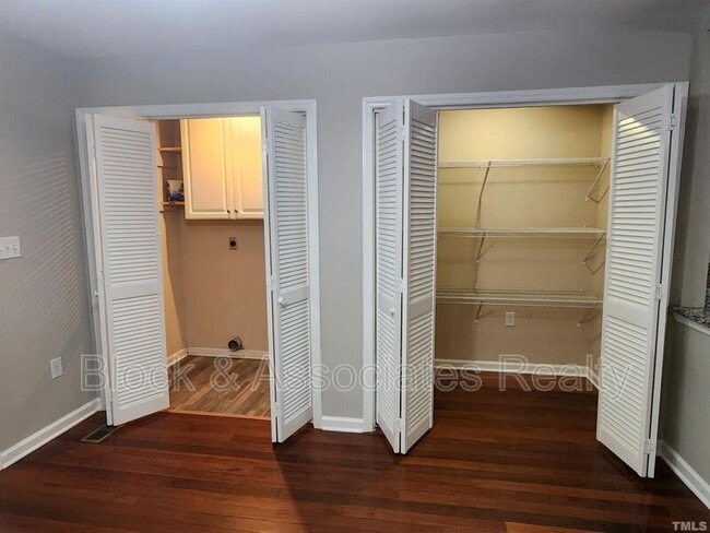 Foto del edificio - 1119 Saxony Dr