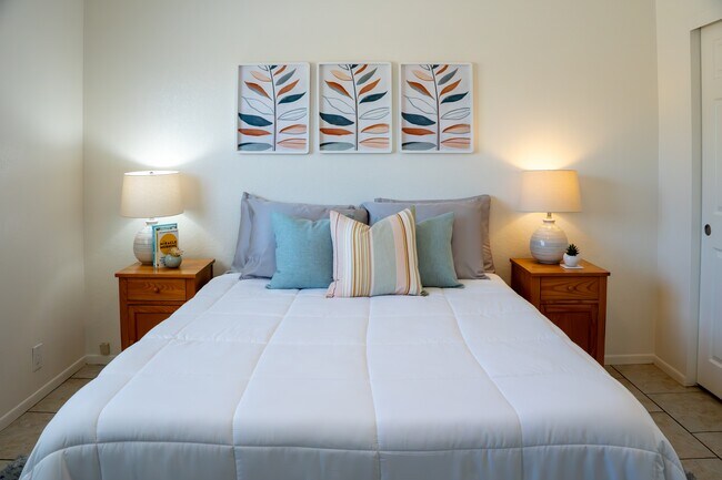 Foto del edificio - 6870 Sunset Rd