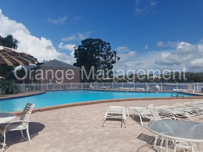 Foto del edificio - 401 Georgetown Dr
