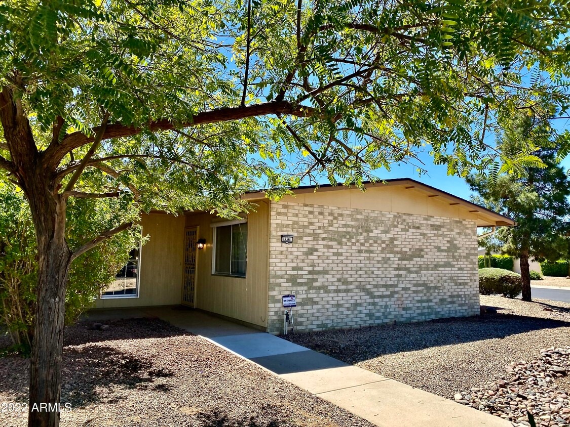 Primary Photo - 13361 W Aleppo Dr