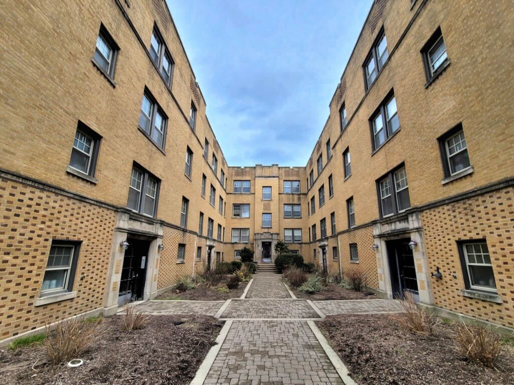 3433 N Marshfield Ave Unit 3E, Chicago, IL 60657 Condo for Rent in