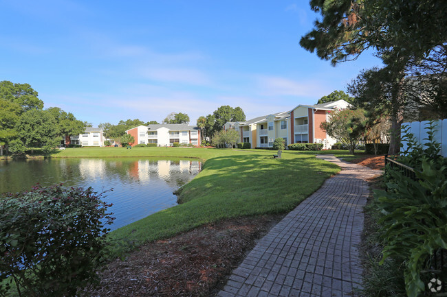 Foto del edificio - Chesapeake Apartments