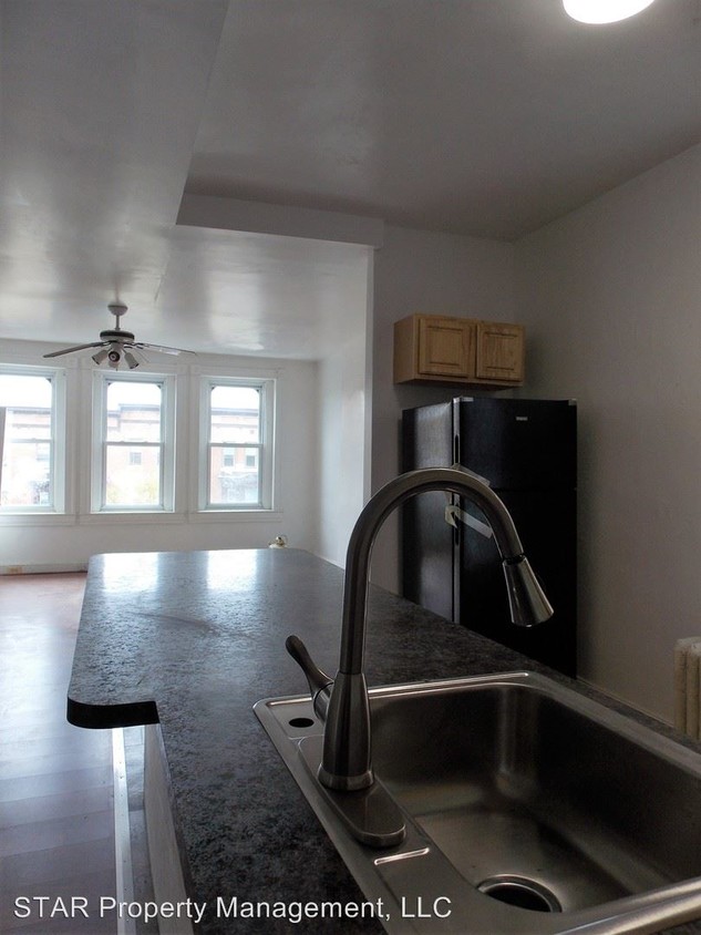 Primary Photo - 2918 N Calvert St
