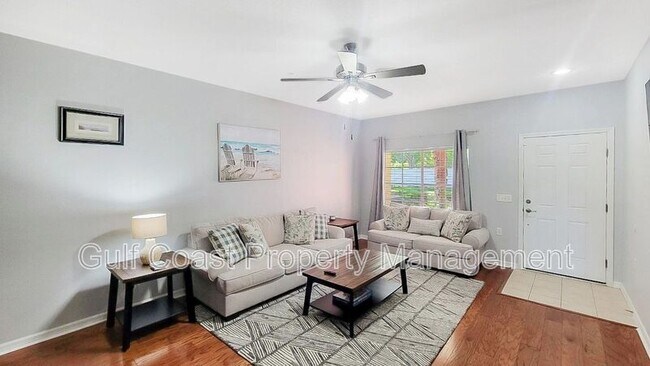 Foto del edificio - 3707 45th Terrace W