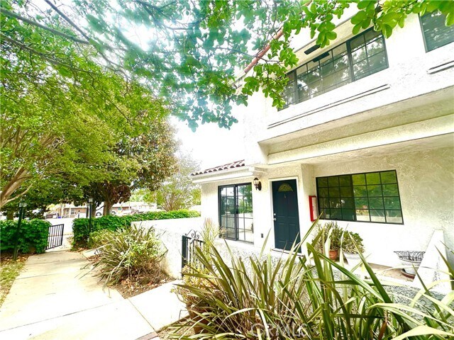Foto del edificio - 9356 19th St