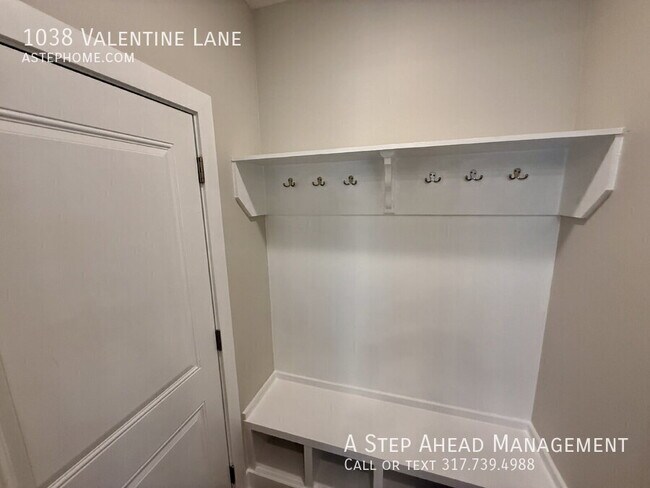 Foto del edificio - 1038 Valentine Ln