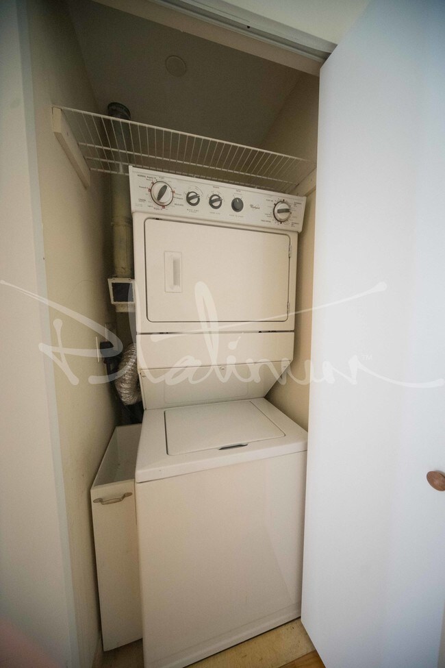 Foto del edificio - 435 E 117th St