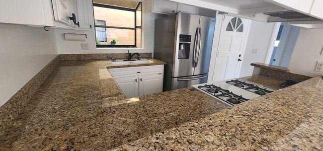 Foto del edificio - 3501 E Ransom St