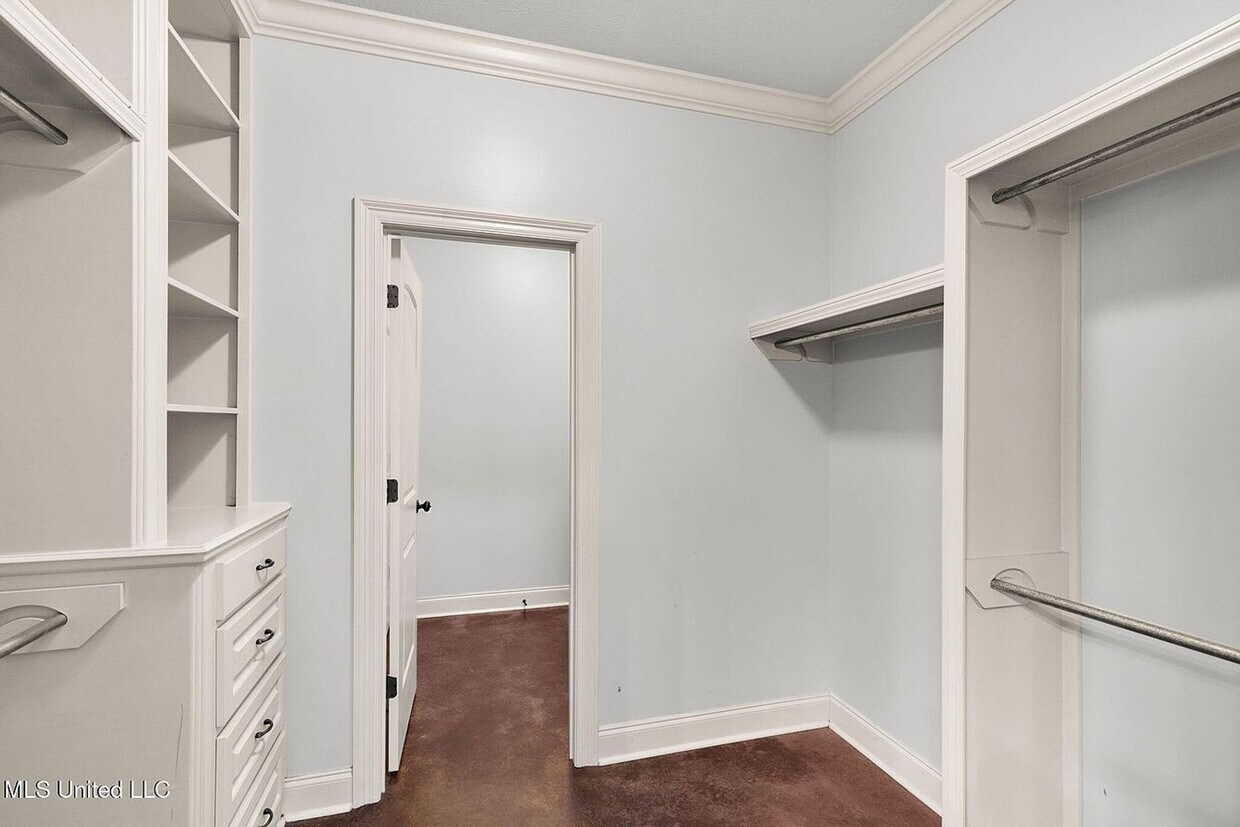 Foto principal - 222 StoneBridge Blvd