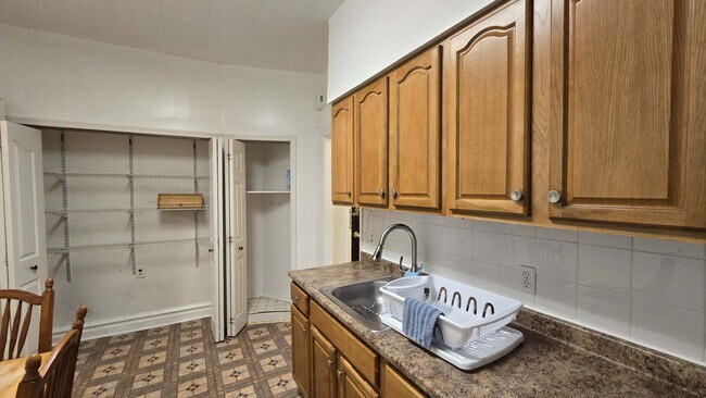 Foto del edificio - 3391-3312 12th Ave