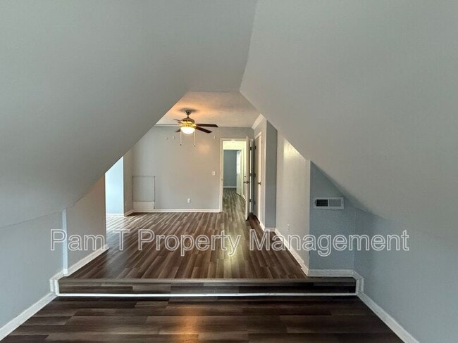 Building Photo - 226 Bordeaux Ln