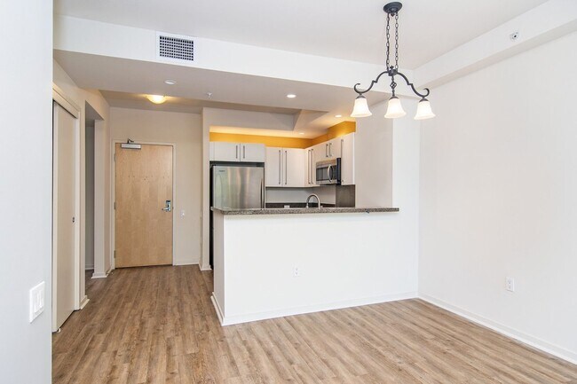 Foto del edificio - Modern Downtown 1 Bedroom with balcony at ...
