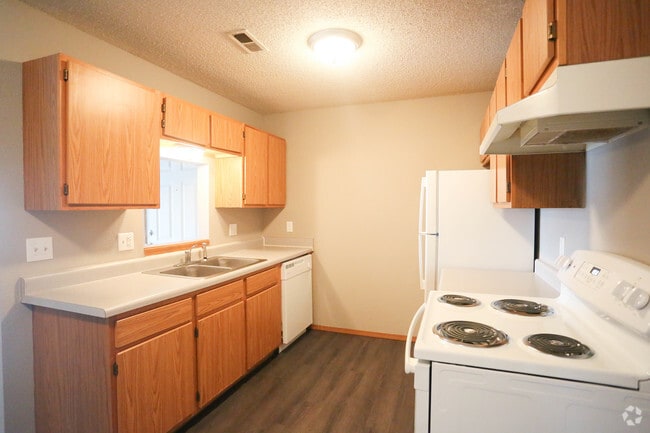 Kitchen - Mountain Boulevard