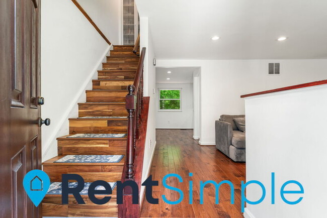 Foto del edificio - 8143 Crystal Creek Ct