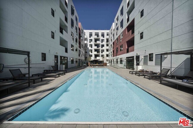 Foto del edificio - 1234 Wilshire Blvd