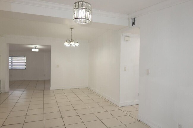 Foto del edificio - 5624 Purdy Ln