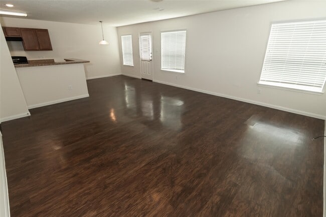 Building Photo - 21219 Grand Field Ct