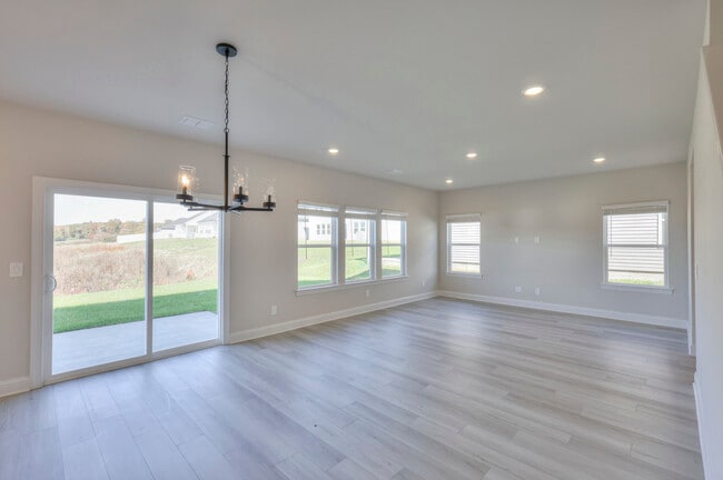 Building Photo - 118 Fernbank Ln