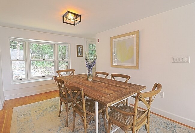 Foto del edificio - 113 Central St