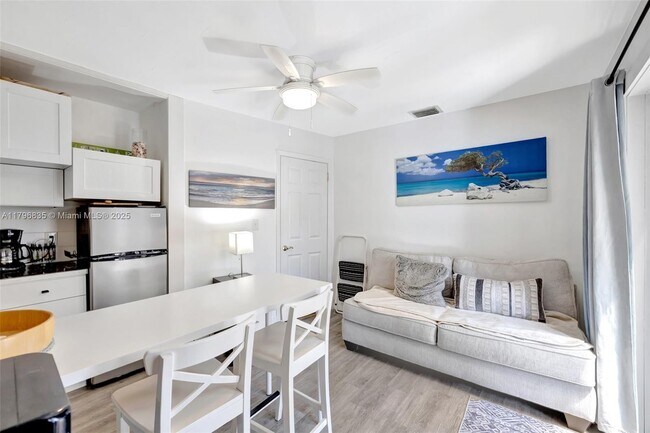 Foto del edificio - 2751 NE 9th Terrace
