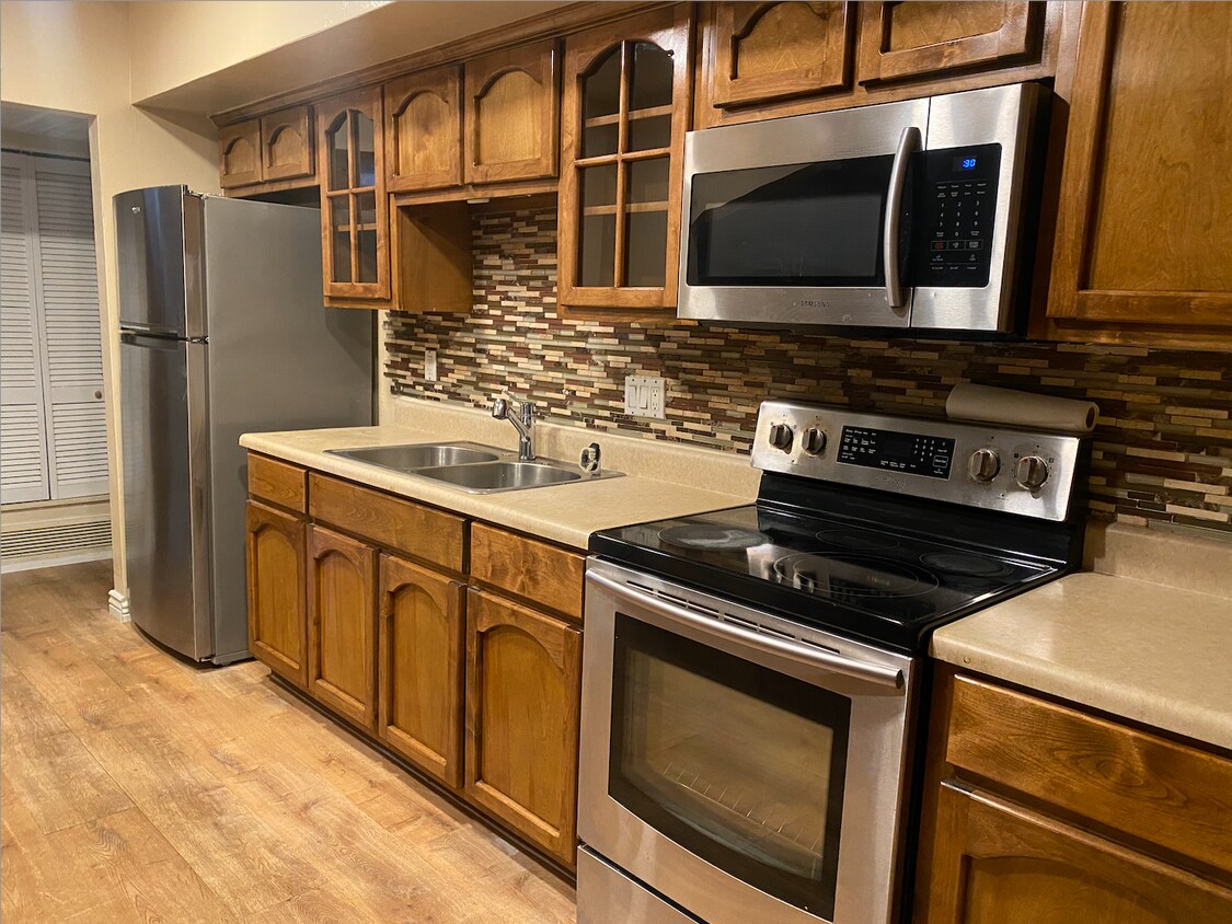 2002 E Pinon Dr, Tucson, AZ 85706 House for Rent in Tucson, AZ