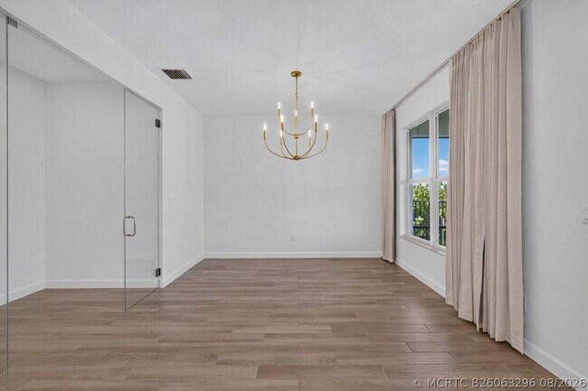 Foto del edificio - 13621 SW Bally Dr