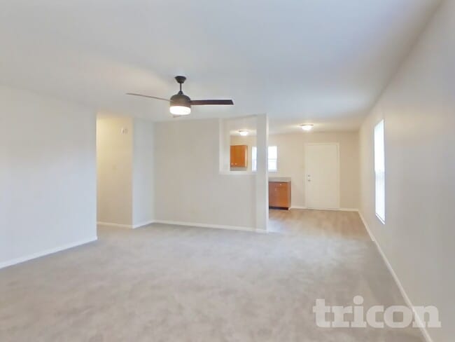 Building Photo - 3146 Brandenburg Dr