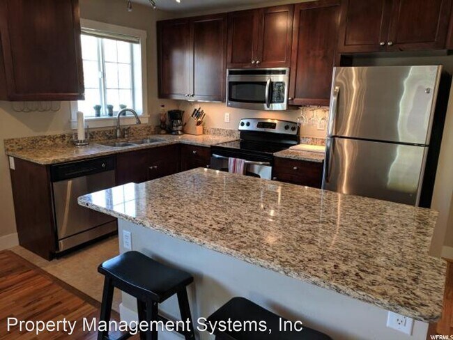 Foto del edificio - 1 br, 1 bath House - 310 S 800 E #13
